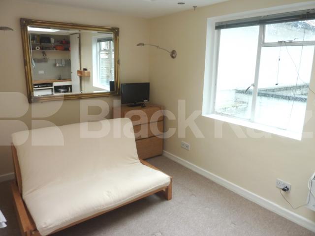 			NEW INSTRUCTION!, Studio Apartment, 1 bath, 1 reception Studio			 Fitzroy Square, FITZROVIA